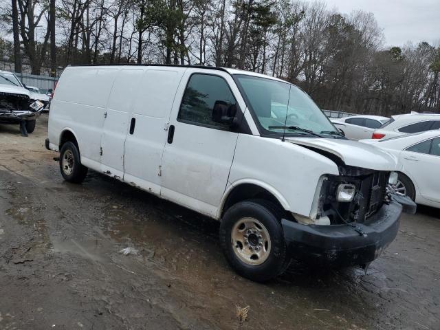 1GCWGGFA7B1108403 - 2011 CHEVROLET EXPRESS G2 WHITE photo 4