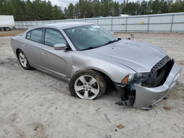 2C3CDXBG2EH284534 - 2014 DODGE CHARGER SE SILVER photo 4