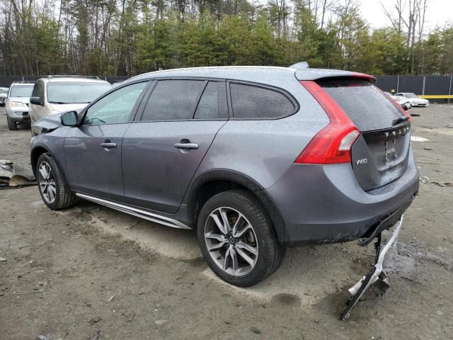 YV440MWK4H1037394 - 2017 VOLVO V60 CROSS PREMIER GRAY photo 2