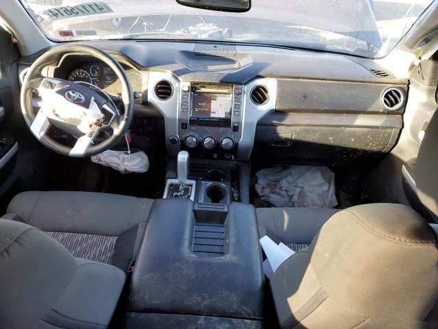 5TFUY5F11KX806463 - 2019 TOYOTA TUNDRA DOUBLE CAB SR/SR5 GRAY photo 8