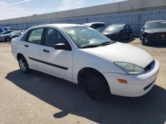 1FAFP33P11W376260 - 2001 FORD FOCUS LX WHITE photo 4