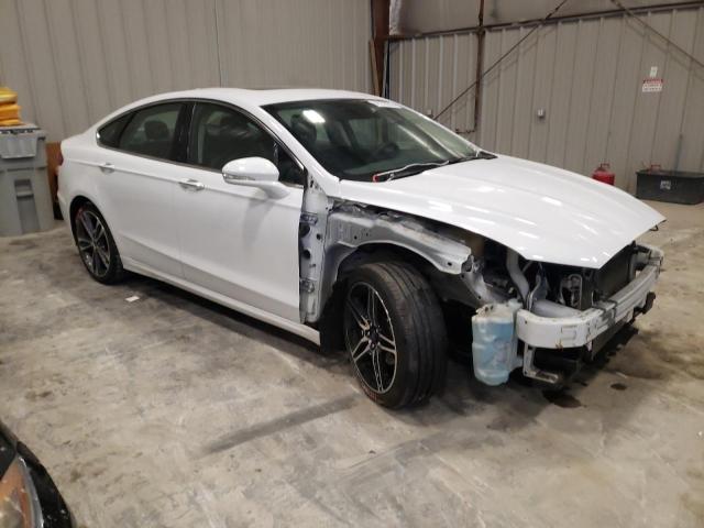 3FA6P0D98KR226360 - 2019 FORD FUSION TITANIUM WHITE photo 4