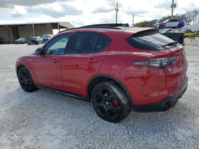 ZASPAKBN2R7D74850 - 2024 ALFA ROMEO STELVIO TI 红色 照片 2