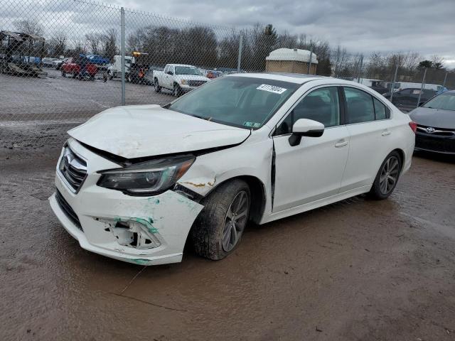 4S3BNAN6XJ3036789 - 2018 SUBARU LEGACY 2.5I LIMITED WHITE photo 1