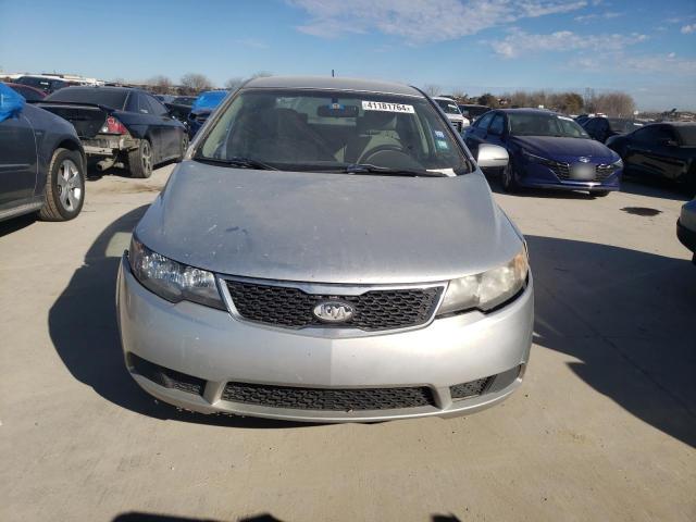 KNAFU4A27D5727986 - 2013 KIA FORTE EX SILVER photo 5