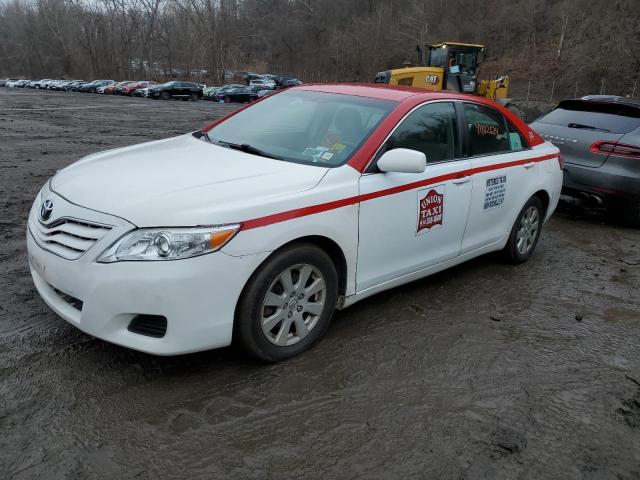 4T4BF3EKXBR144610 - 2011 TOYOTA CAMRY BASE WHITE photo 1