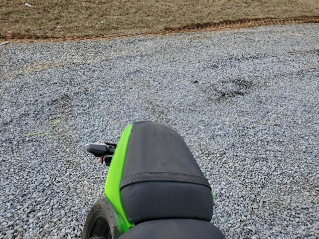 JKAEXEE17EDA16628 - 2014 KAWASAKI EX650 E GREEN photo 6