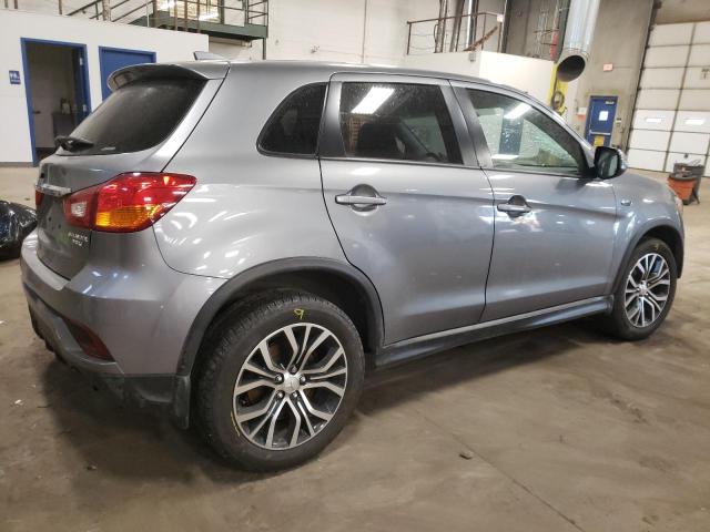 JA4AR3AUXJZ012936 - 2018 MITSUBISHI OUTLANDER ES GRAY photo 3