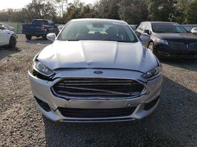 3FA6P0HD6FR110160 - 2015 FORD FUSION SE SILVER photo 5