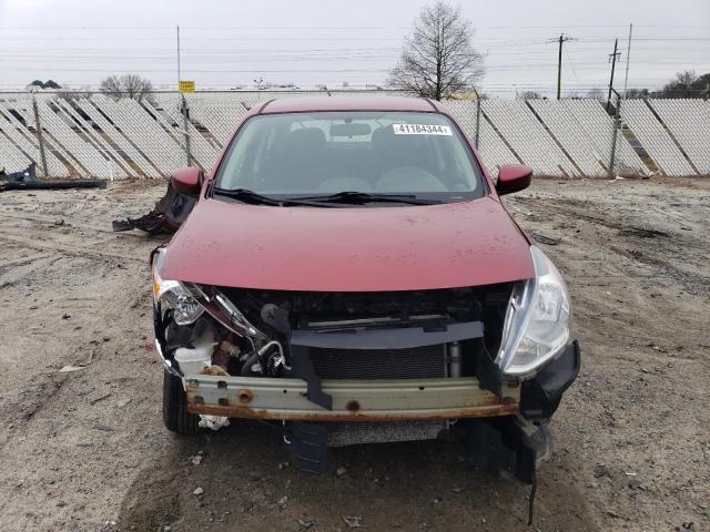 3N1CN7AP1JL800803 - 2018 NISSAN VERSA S RED photo 5