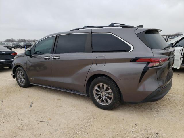 5TDYRKEC2MS037447 - 2021 TOYOTA SIENNA XLE CHARCOAL photo 2