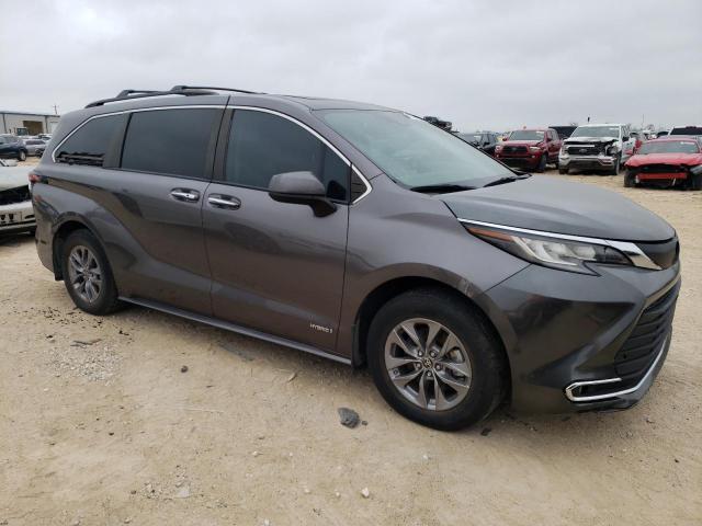 5TDYRKEC2MS037447 - 2021 TOYOTA SIENNA XLE CHARCOAL photo 4