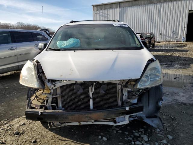 5TDZA23C85S350258 - 2005 TOYOTA SIENNA CE WHITE photo 5