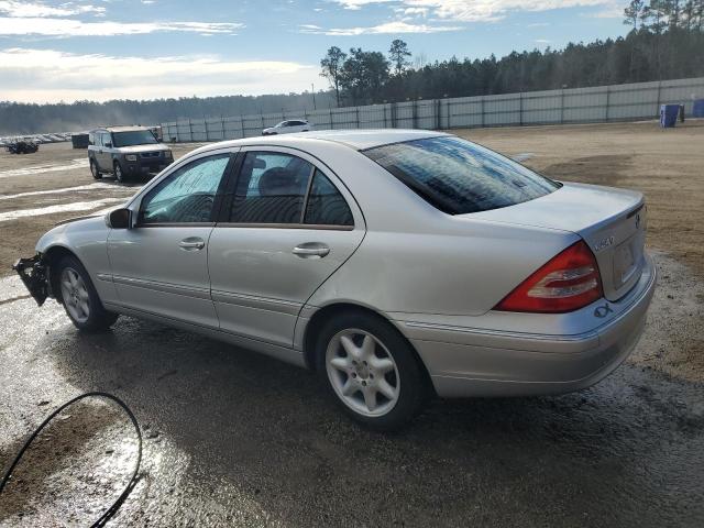 WDBRF61JX3E012856 - 2003 MERCEDES-BENZ C 240 SILVER photo 2