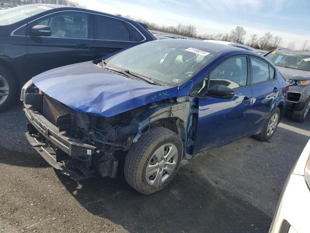 3KPFK4A7XHE045151 - 2017 KIA FORTE LX BLUE photo 1