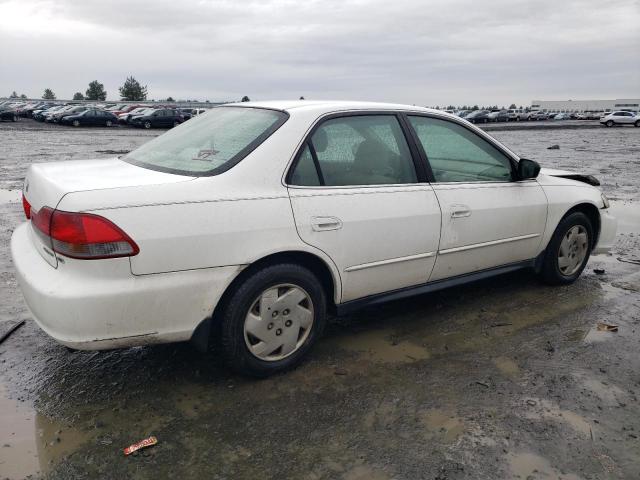 1HGCG16472A041460 - 2002 HONDA ACCORD LX WHITE photo 3