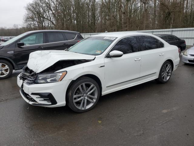 1VWDT7A38HC008445 - 2017 VOLKSWAGEN PASSAT R-LINE Weiß Foto 1