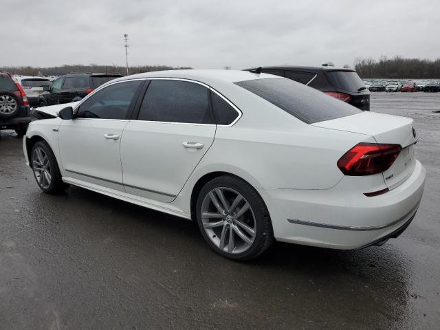 1VWDT7A38HC008445 - 2017 VOLKSWAGEN PASSAT R-LINE Weiß Foto 2