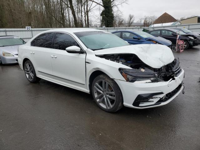 1VWDT7A38HC008445 - 2017 VOLKSWAGEN PASSAT R-LINE Weiß Foto 4