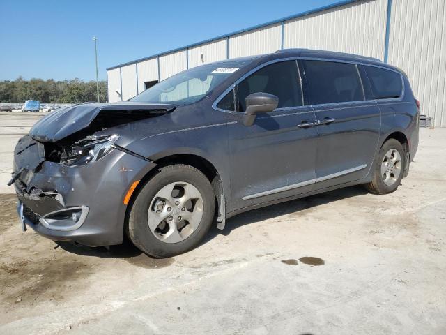 2C4RC1EG1HR520641 - 2017 CHRYSLER PACIFICA TOURING L PLUS GRAY photo 1