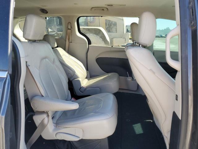 2C4RC1EG1HR520641 - 2017 CHRYSLER PACIFICA TOURING L PLUS GRAY photo 11