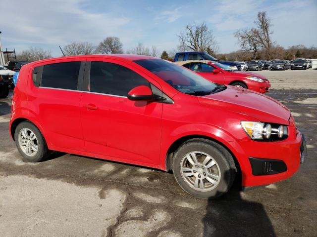 1G1JC6SH3F4200818 - 2015 CHEVROLET SONIC LT RED photo 4