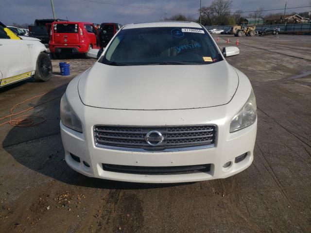 1N4AA5AP7AC846870 - 2010 NISSAN MAXIMA S WHITE photo 5