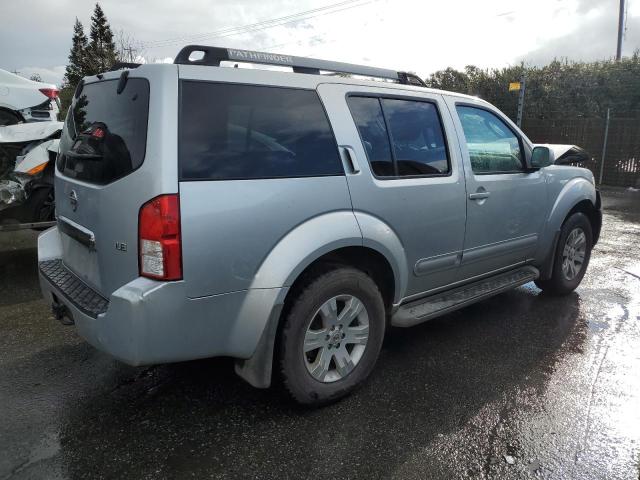 5N1AR18W25C744192 - 2005 NISSAN PATHFINDER LE SILVER photo 3