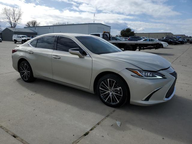 58ADA1C1XNU025274 - 2022 LEXUS ES 300H BASE BEIGE photo 4