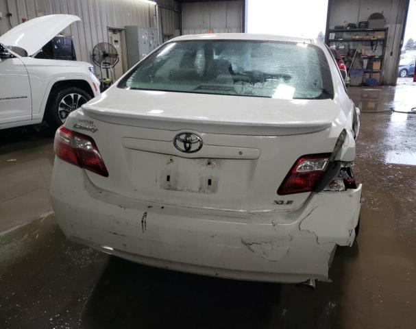 JTNBE46K673104538 - 2007 TOYOTA CAMRY CE WHITE photo 6