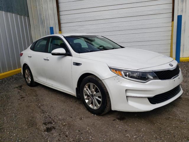 KNAGT4L34G5102723 - 2016 KIA OPTIMA LX WHITE photo 4