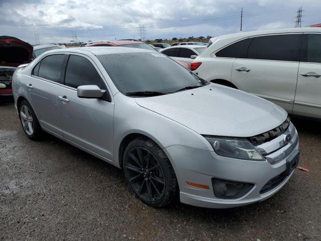 3FAHP0HA3CR109090 - 2012 FORD FUSION SE SILVER photo 4