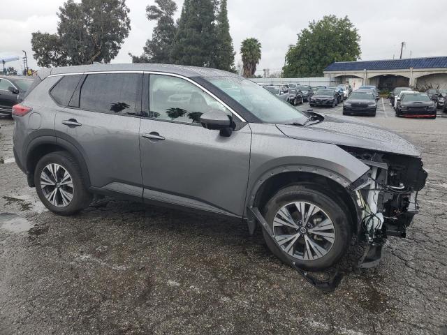 JN8AT3BA0MW017276 - 2021 NISSAN ROGUE SV GRAY photo 4