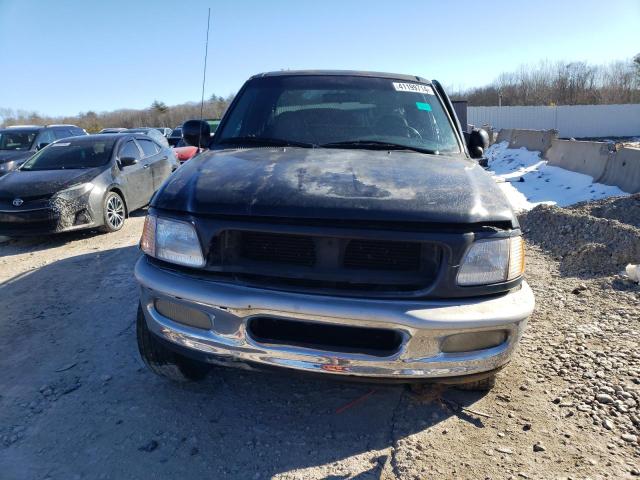 1FTRX18L2WKA85637 - 1998 FORD F150 BLACK photo 5