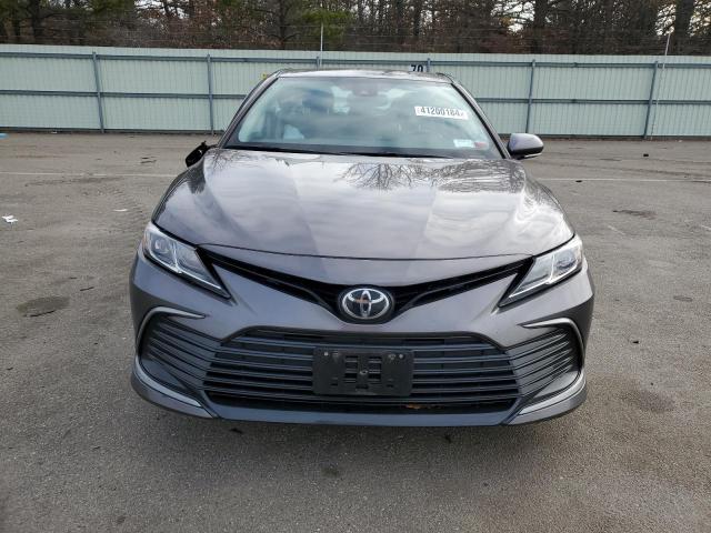 4T1R11BK2MU020298 - 2021 TOYOTA CAMRY LE GRAY photo 5