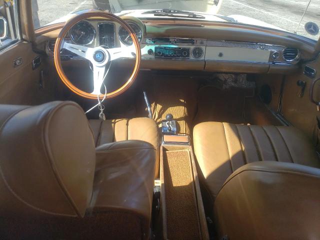 11304412015048 - 1970 MERCEDES-BENZ 280 SL CREAM photo 8