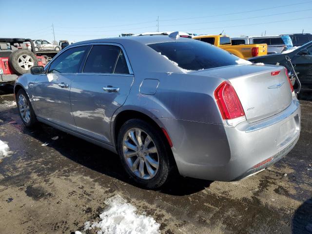 2C3CCAKG9JH296643 - 2018 CHRYSLER 300 LIMITED SILVER photo 2