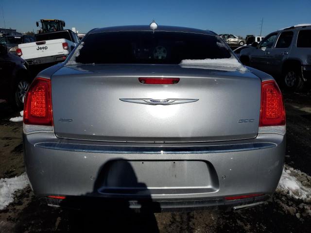 2C3CCAKG9JH296643 - 2018 CHRYSLER 300 LIMITED SILVER photo 6