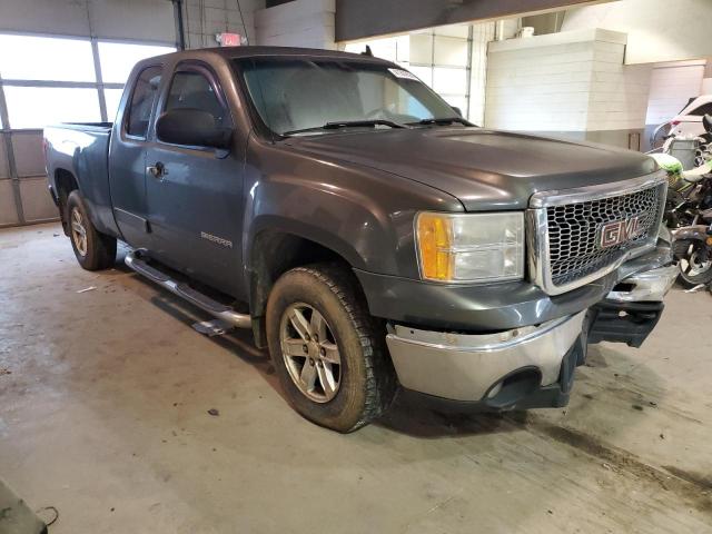 1GTR2VE3XBZ295396 - 2011 GMC SIERRA K1500 SLE GRAY photo 4