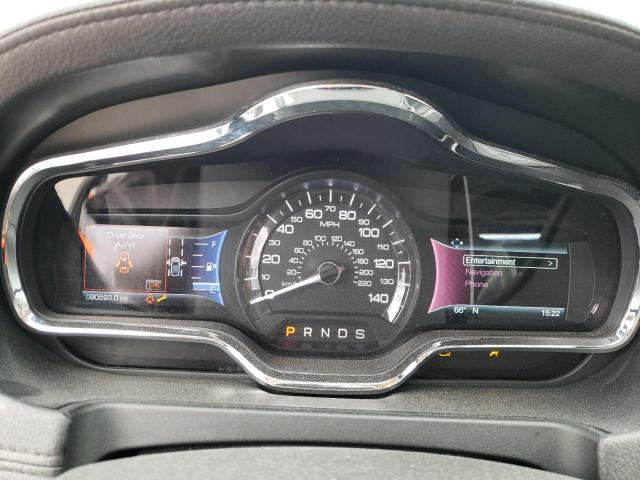 2LMHJ5AT6KBL03257 - 2019 LINCOLN MKT SILVER photo 9