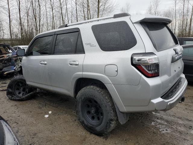 JTEBU5JR9J5587614 - 2018 TOYOTA 4RUNNER SR5/SR5 PREMIUM ვერცხლისფერი ფოტო 2