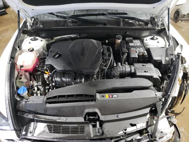 5NPEG4JA4NH144967 - 2022 HYUNDAI SONATA SE WHITE photo 11