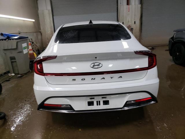 5NPEG4JA4NH144967 - 2022 HYUNDAI SONATA SE WHITE photo 6