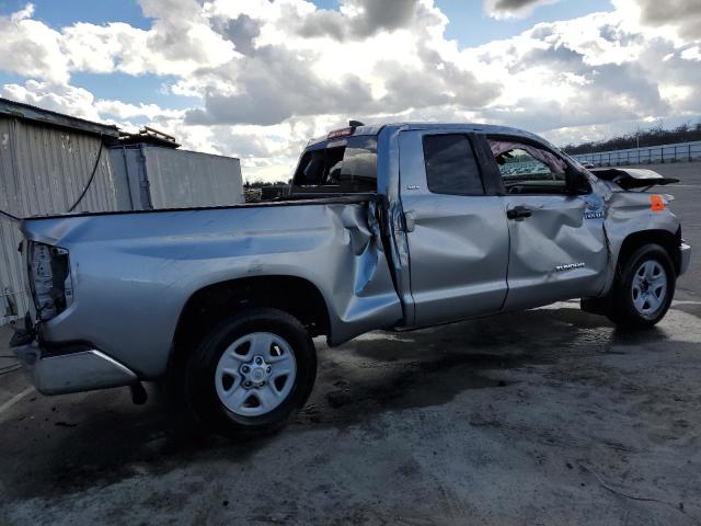 5TFRY5F15LX256840 - 2020 TOYOTA TUNDRA DOUBLE CAB SR/SR5 SILVER photo 3