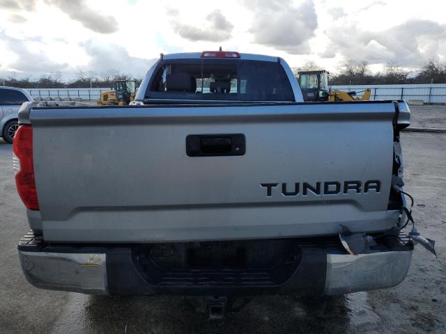 5TFRY5F15LX256840 - 2020 TOYOTA TUNDRA DOUBLE CAB SR/SR5 SILVER photo 6