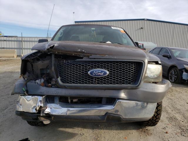 1FTRW12W65KE56562 - 2005 FORD F150 SUPERCREW GRAY photo 5