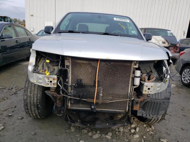 1N6AD0EV9HN709034 - 2017 NISSAN FRONTIER S SILVER photo 5