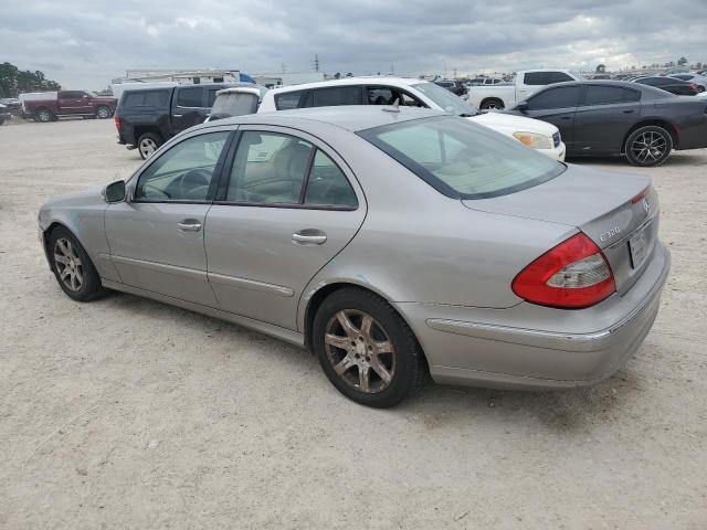 WDBUF22X38B191725 - 2008 MERCEDES-BENZ E 320 CDI GRAY photo 2