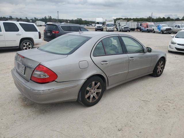 WDBUF22X38B191725 - 2008 MERCEDES-BENZ E 320 CDI GRAY photo 3