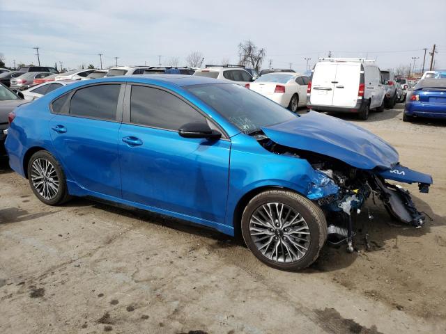 3KPF54AD8NE471171 - 2022 KIA FORTE GT LINE BLUE photo 4